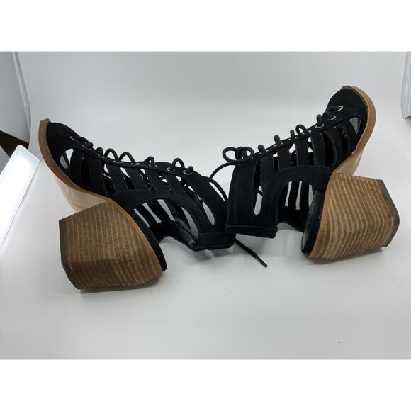 Vince Camuto Chesten shoes women 8.5 Nubuck Lace-Up Heeled Cut out booties